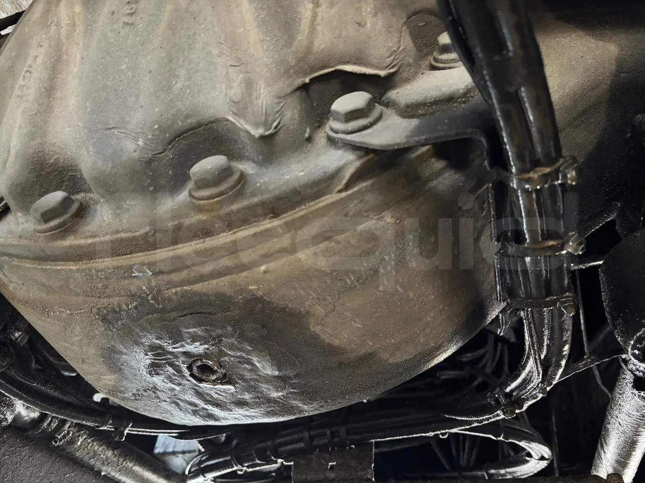 Setra S515 410 02 - Euro6 - 315kW - 12.300mt - differential photo