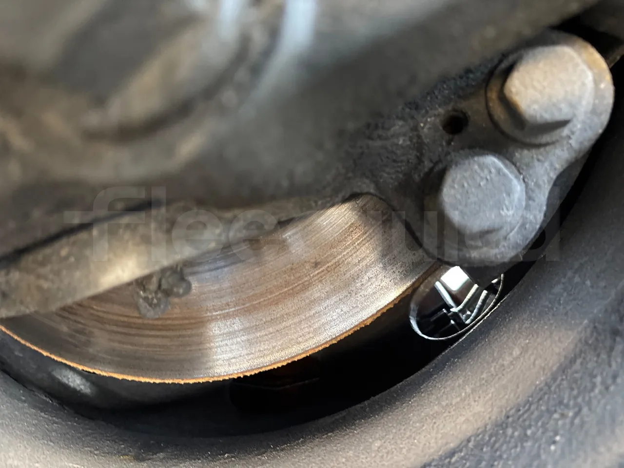 Setra S515 410 02 - Euro6 - 315kW - 12.300mt - front discs left