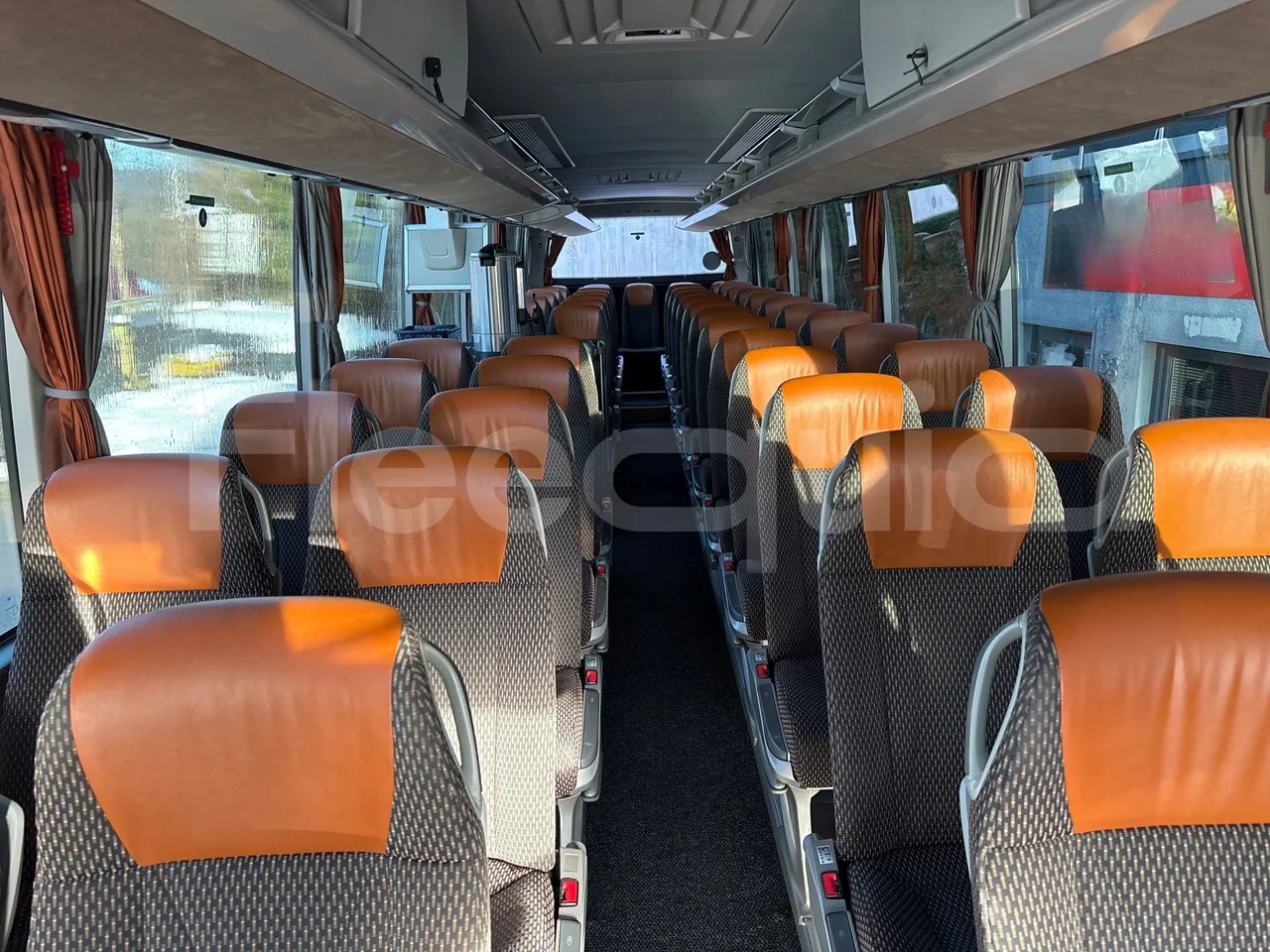 Setra S515 410 02 - Euro6 - 315kW - 12.300mt - interior reverse seats driver height