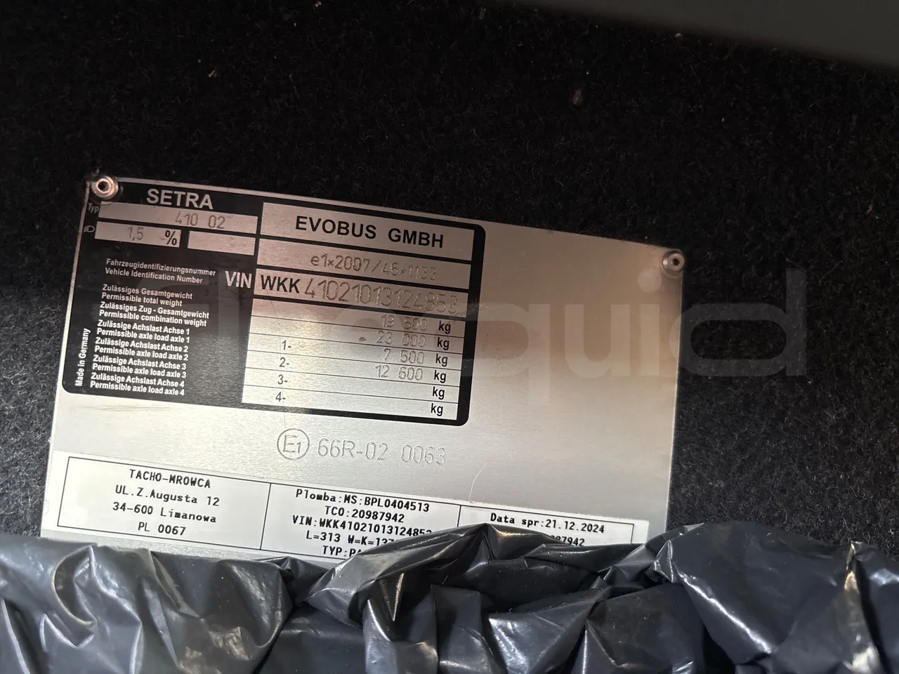 Setra S515 410 02 - Euro6 - 315kW - 12.300mt - vehicle plate photo