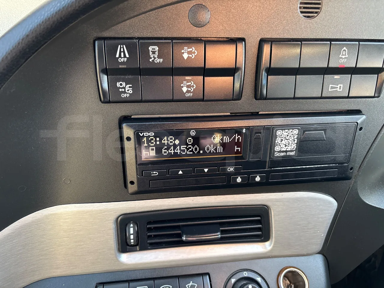 Setra S515 410 02 - Euro6 - 315kW - 12.300mt - Tachograph