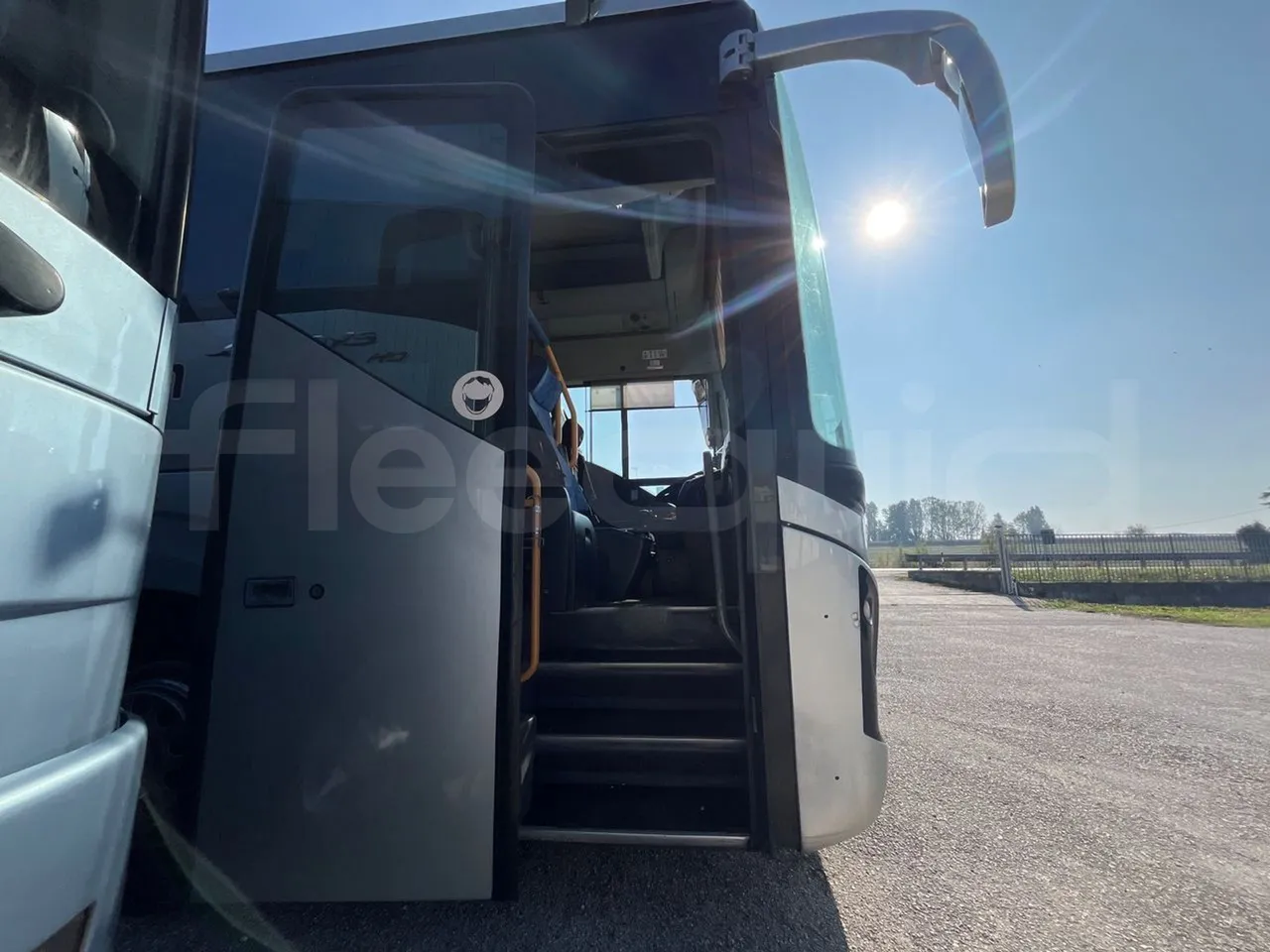 Iveco Evadys SFR130 -EUR5-279kW -11.995m - front door 1 open