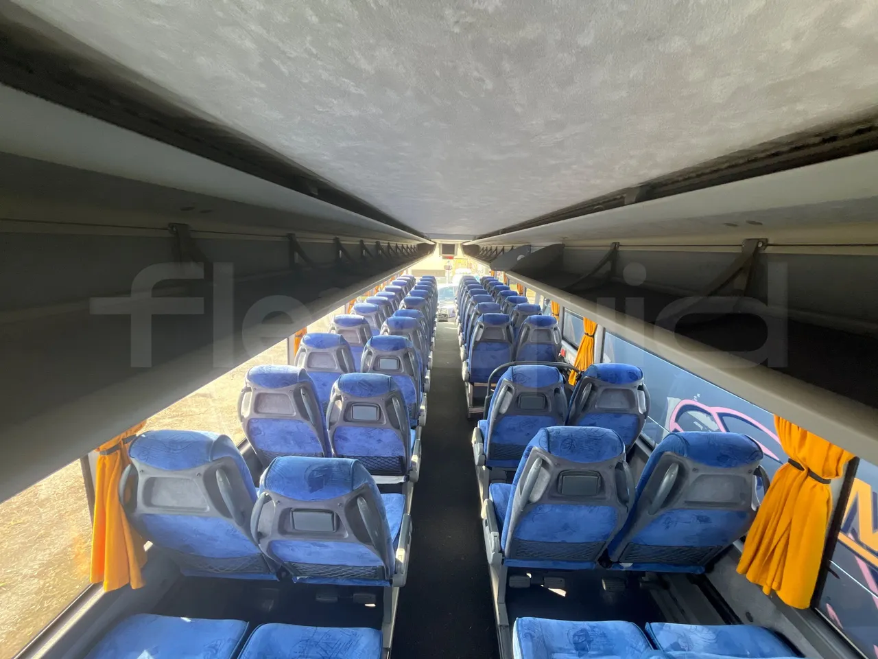 Iveco Evadys SFR130 -EUR5-279kW -11.995m - overhead compartments photo
