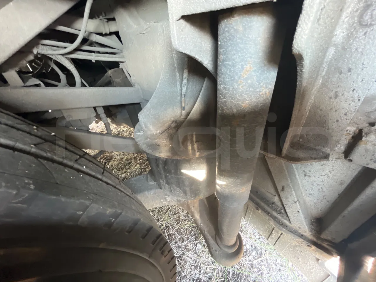 Iveco Evadys SFR130 -EUR5-279kW -11.995m - axle 2 shock absorbers 2 left