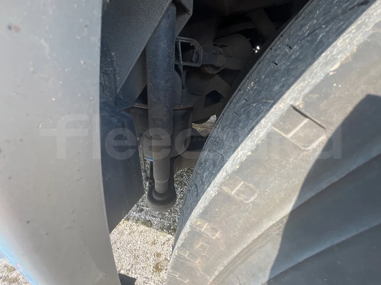 Iveco Evadys SFR130 -EUR5-279kW -11.995m - axle 2 shock absorbers 2 left