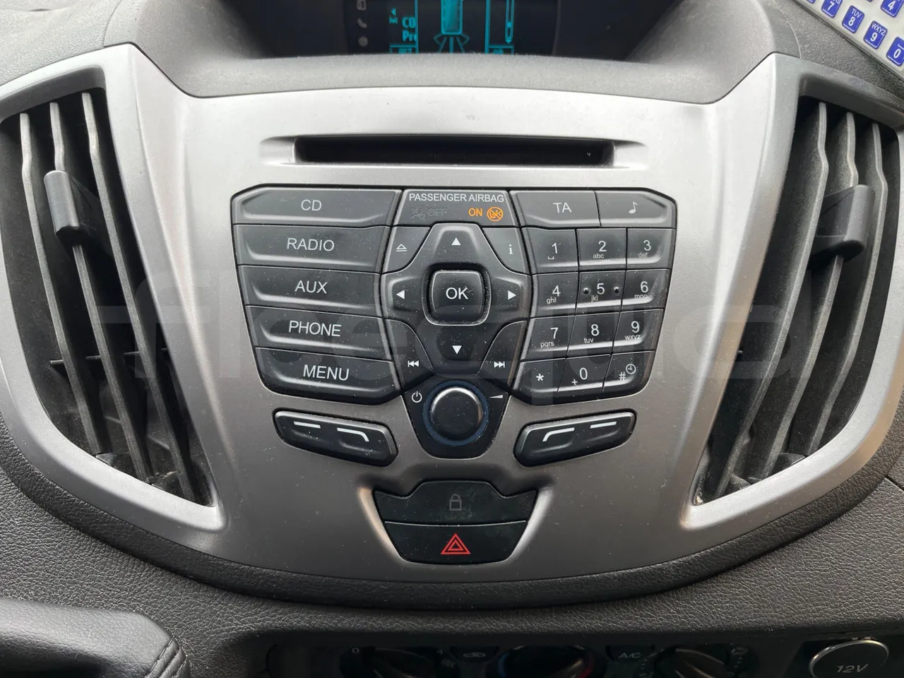 Ford Transit FBD -  Euro6 - 114kW - 6.704mt - onboard devices 1