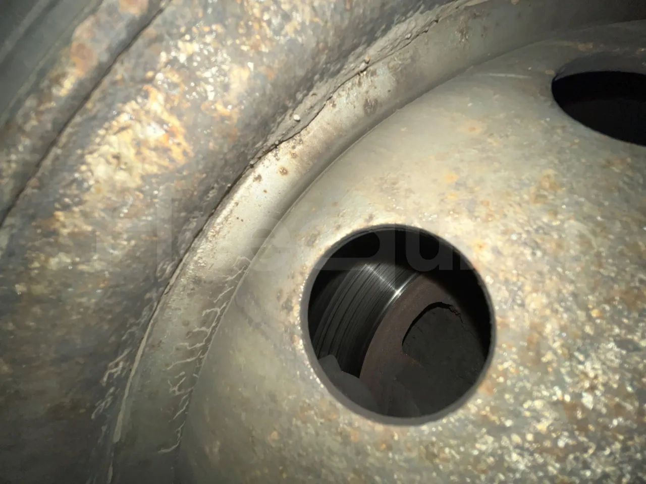 Ford Transit FBD -  Euro6 - 114kW - 6.704mt - axle 2 discs right