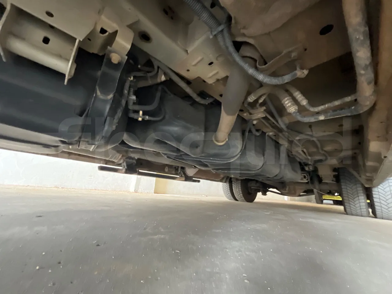 Ford Transit FBD -  Euro6 - 114kW - 6.704mt - central undercarriage photo