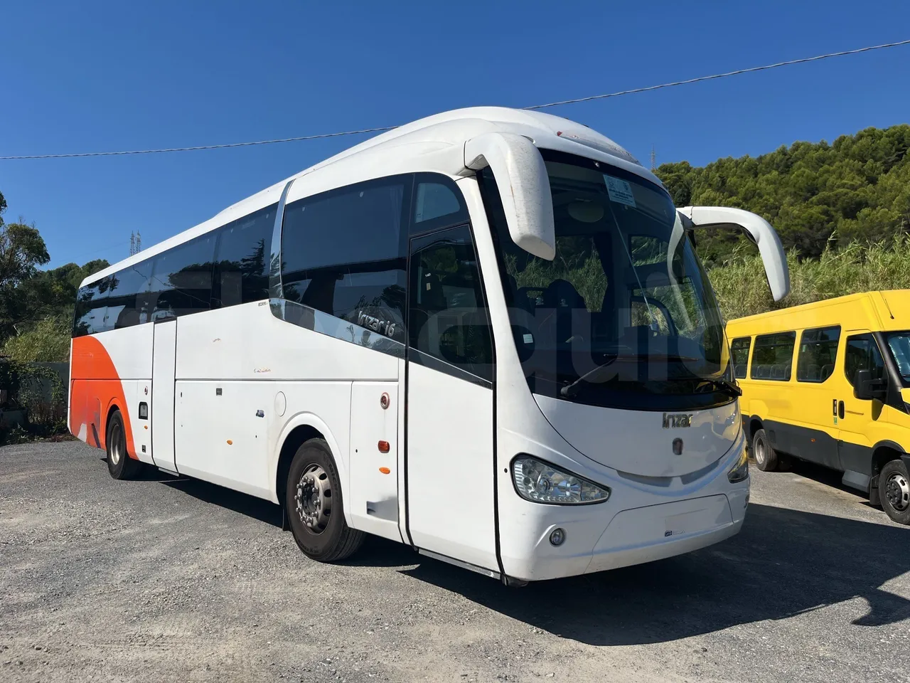Irizar i6 - 3/4 Front Right Side