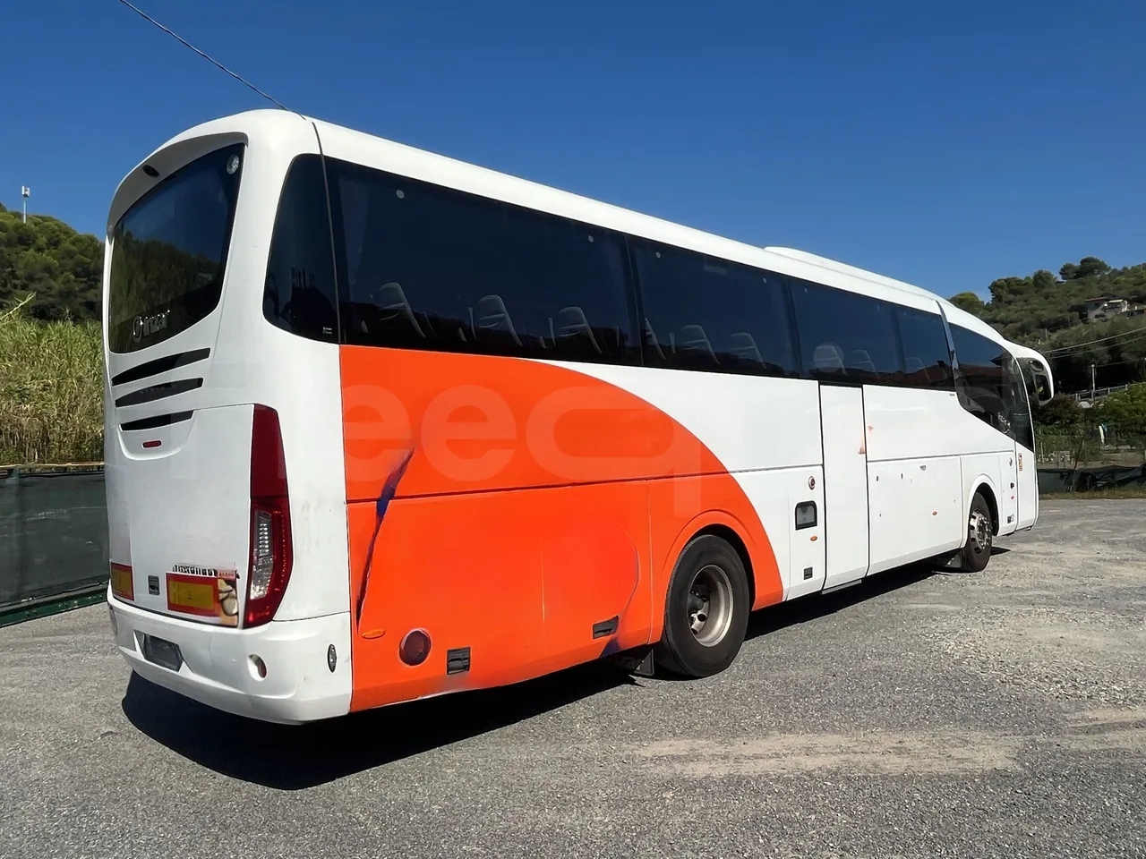 Irizar i6 - 3/4 Rear Right Side Doors Open