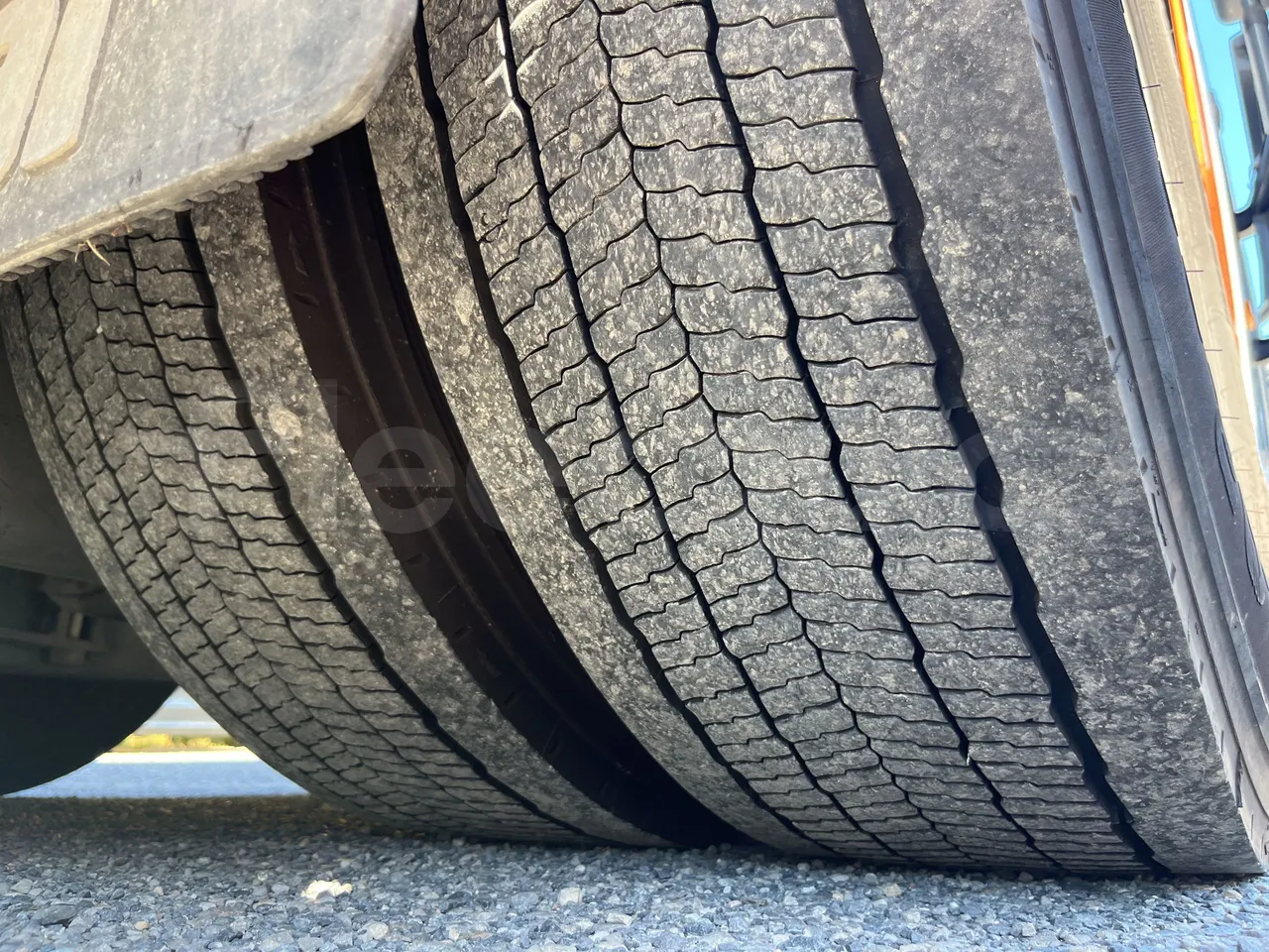 Irizar i6 - Second Axle Right Side: Tyre Tread