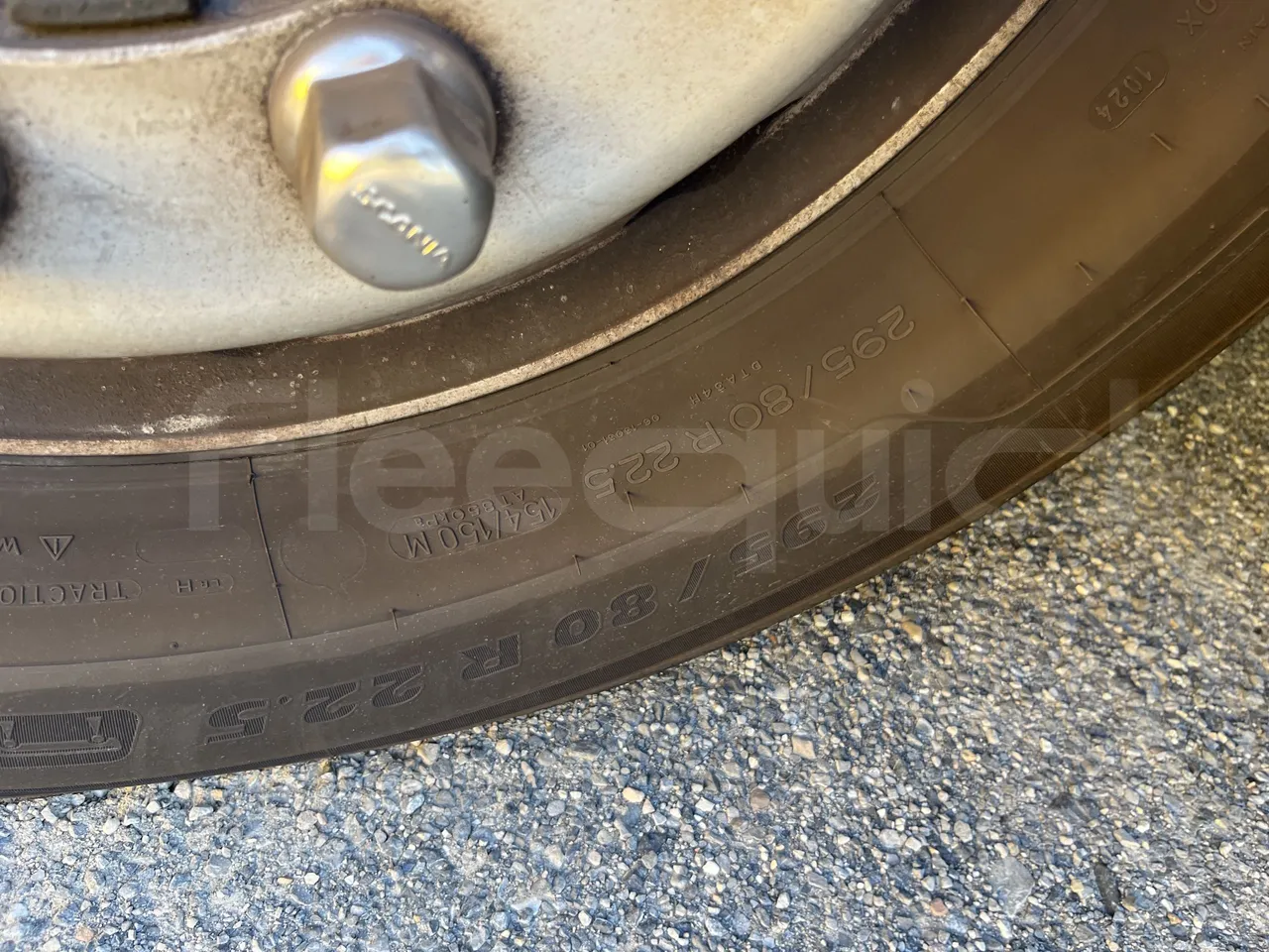 Irizar i6 - First Axle Left Side: Tyre Size