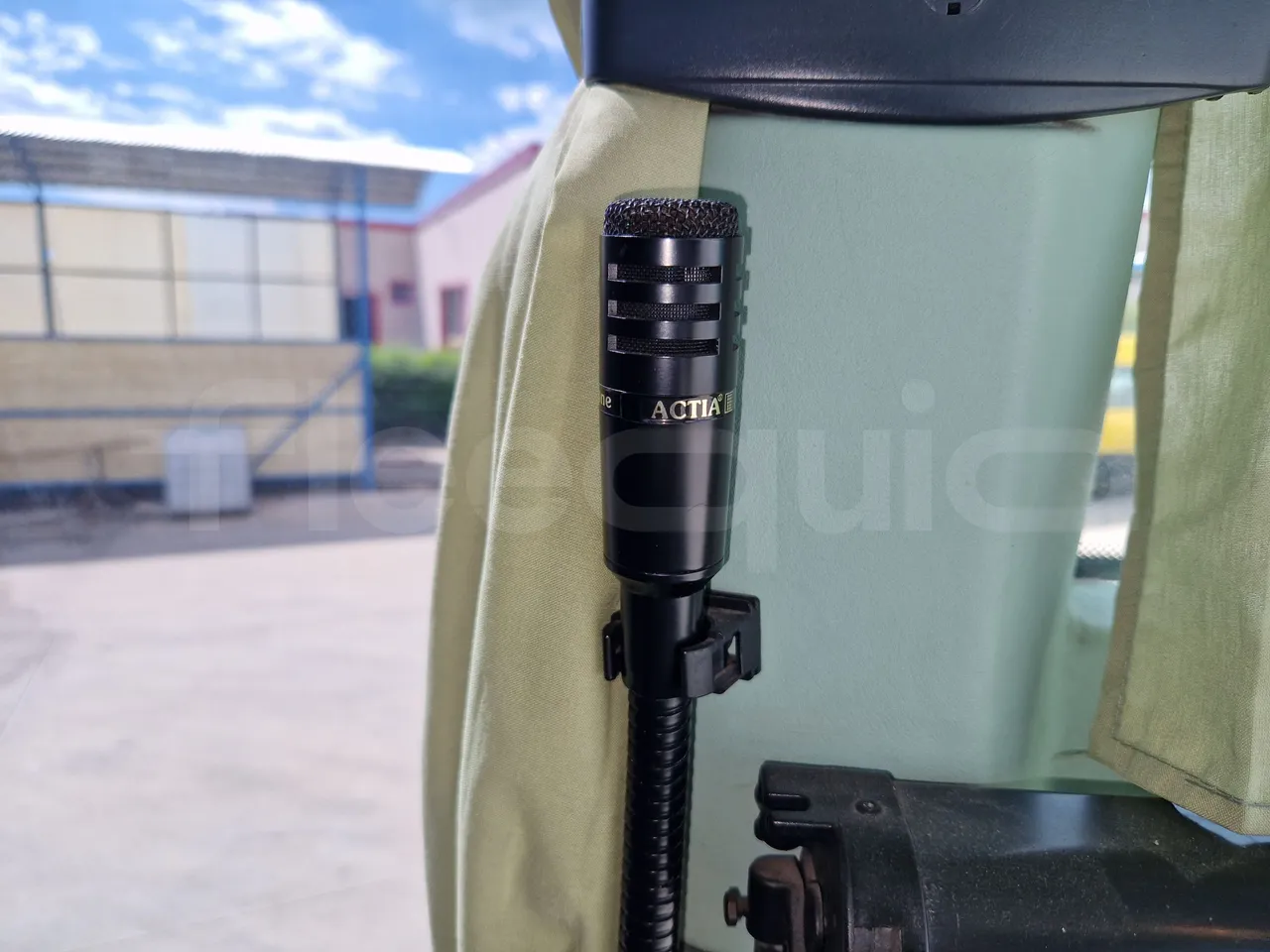 Irizar Scania K380EB - EUR4 - 279kW - 12m - driver microphone accessories photo
