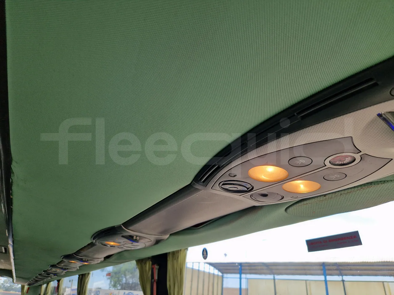 Irizar Scania K380EB - EUR4 - 279kW - 12m - coffee machine accessories