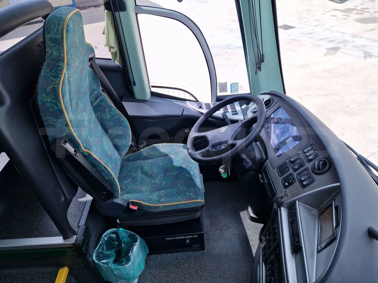 Irizar Scania K380EB - EUR4 - 279kW - 12m - driver's seat photo (mandatory for bus to scrap)