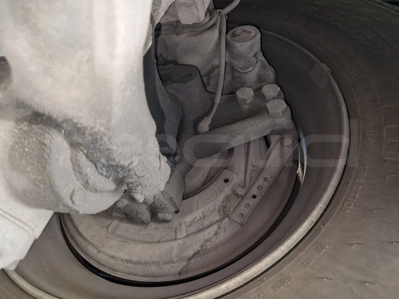 Irizar Scania K380EB - EUR4 - 279kW - 12m - front discs left