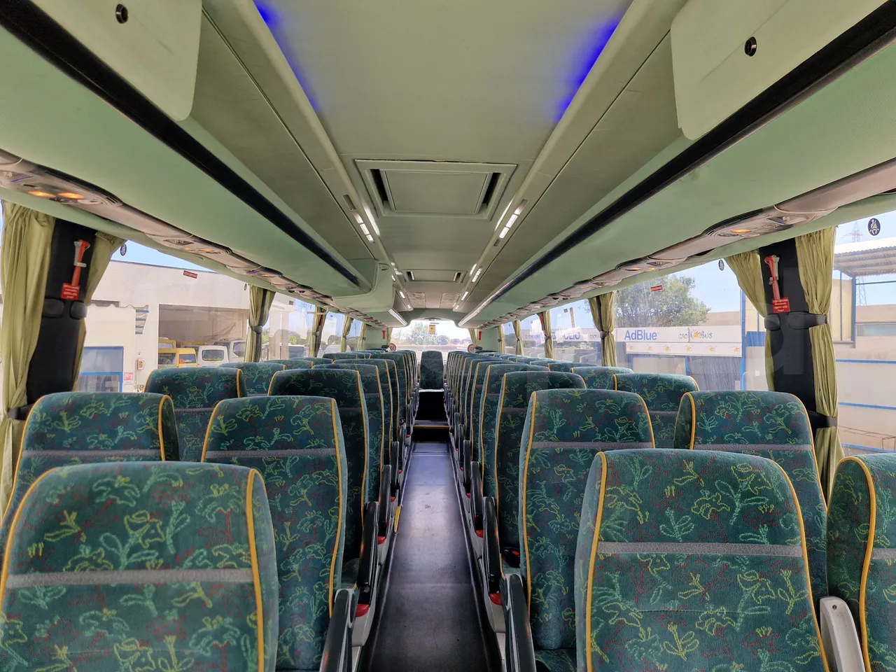 Irizar Scania K380EB - EUR4 - 279kW - 12m - interior reverse seats driver height (mandatory for bus to scrap)