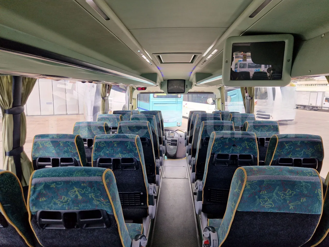 Irizar Scania K380EB - EUR4 - 279kW - 12m - forward view all seats last row height