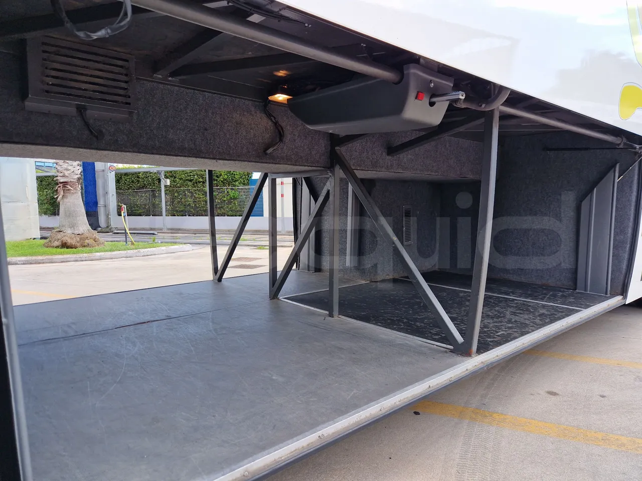 Irizar Scania K380EB - EUR4 - 279kW - 12m - internal frame rust check