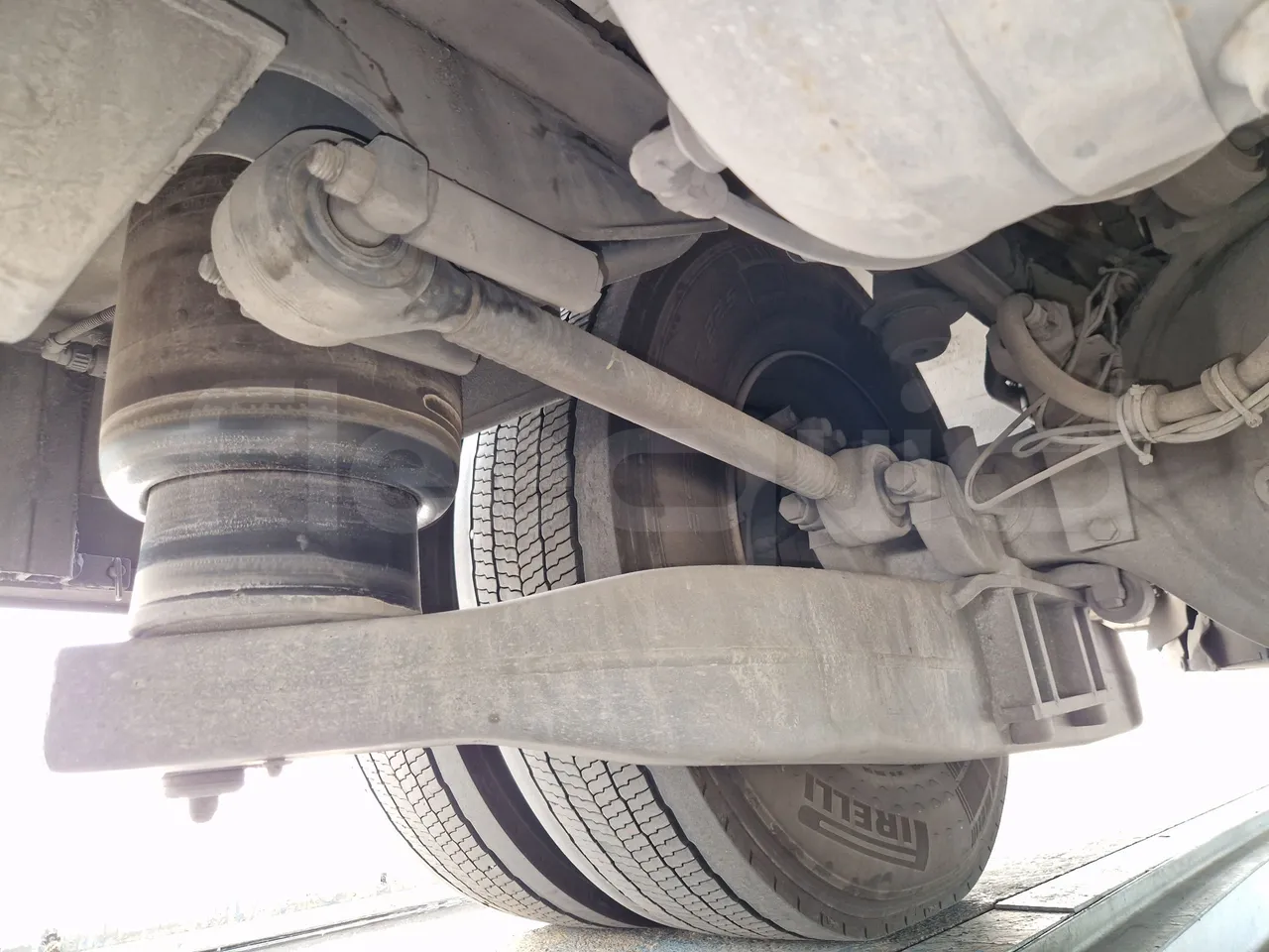 Irizar Scania K380EB - EUR4 - 279kW - 12m - axel 2 leaf spring right