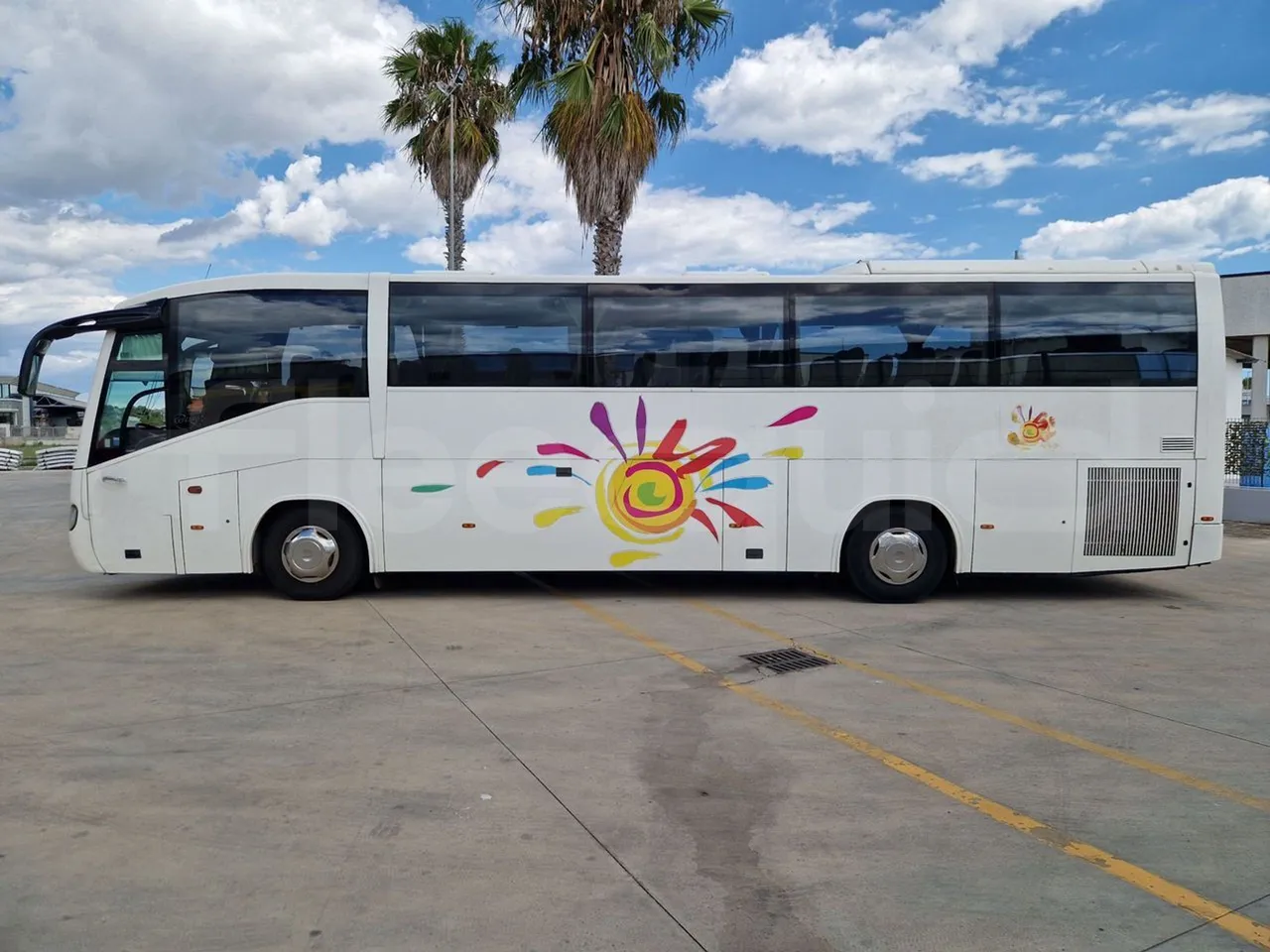 Irizar Scania K380EB - EUR4 - 279kW - 12m - left side photo