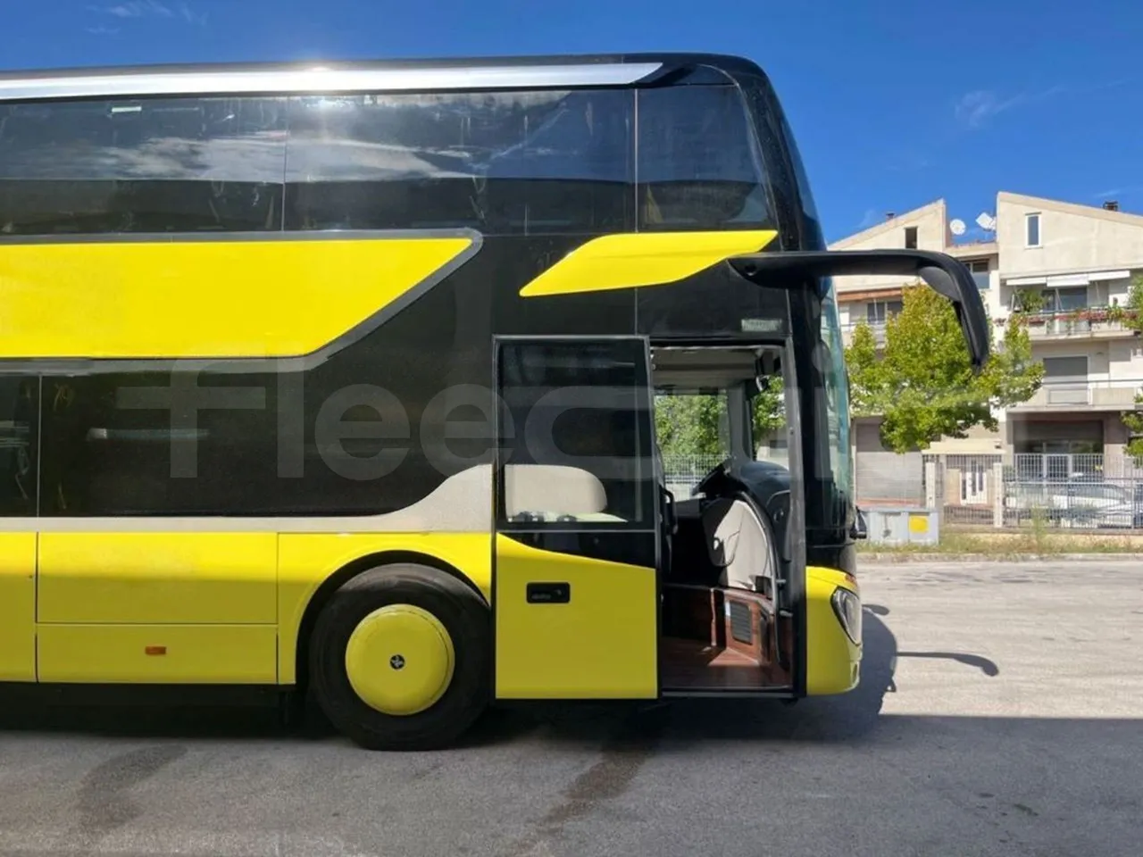 Setra S531 DT - EUR6 - 375kW - 14m - front door 1 open