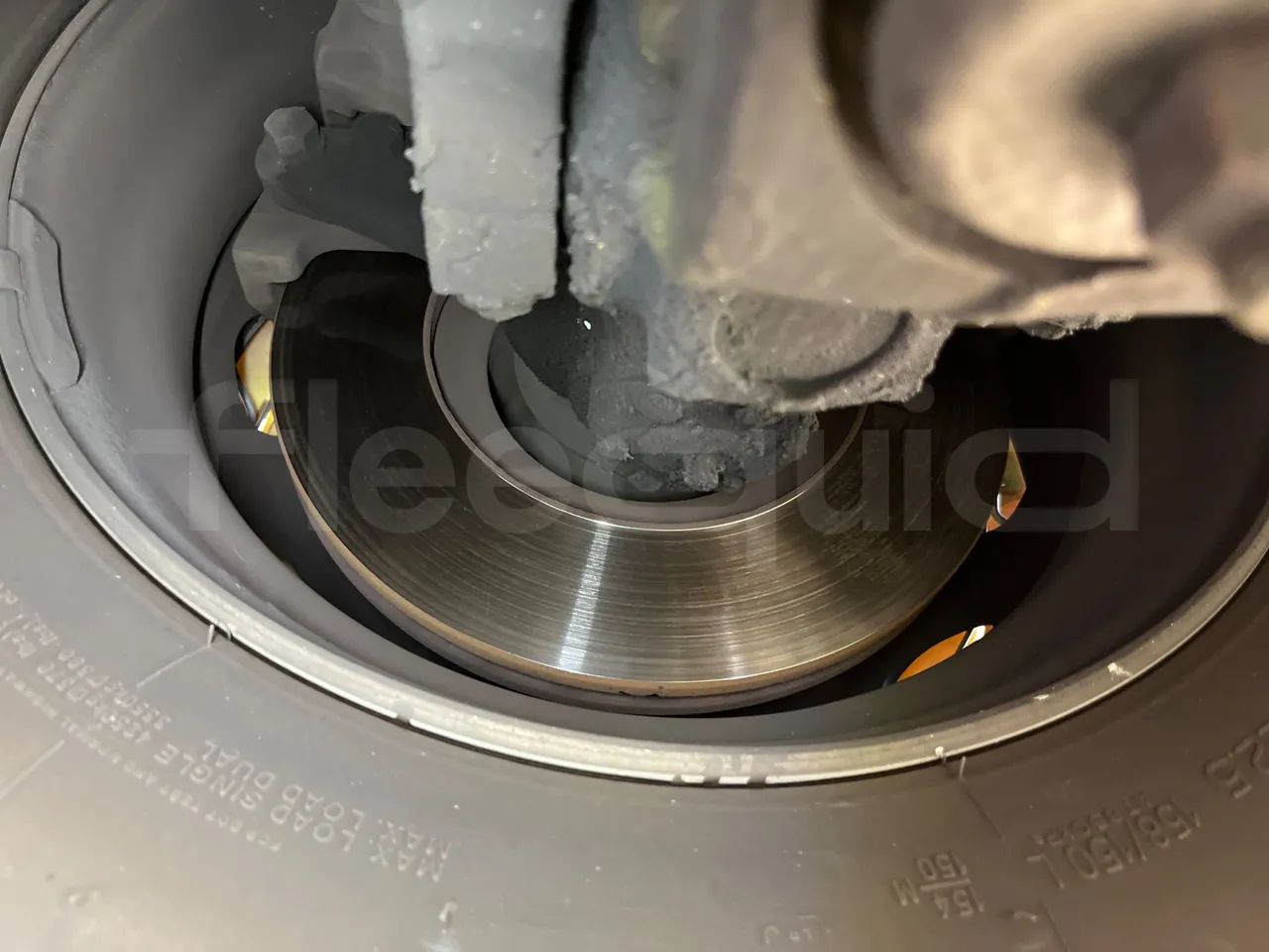 Setra S531 DT - EUR6 - 375kW - 14m - front discs right