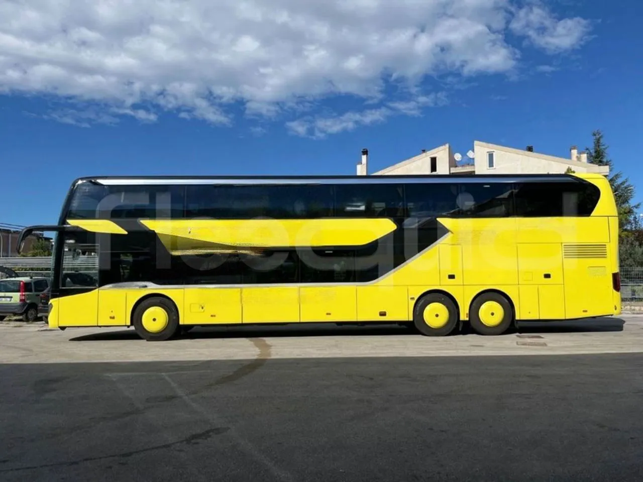 Setra S531 DT - EUR6 - 375kW - 14m - left side photo