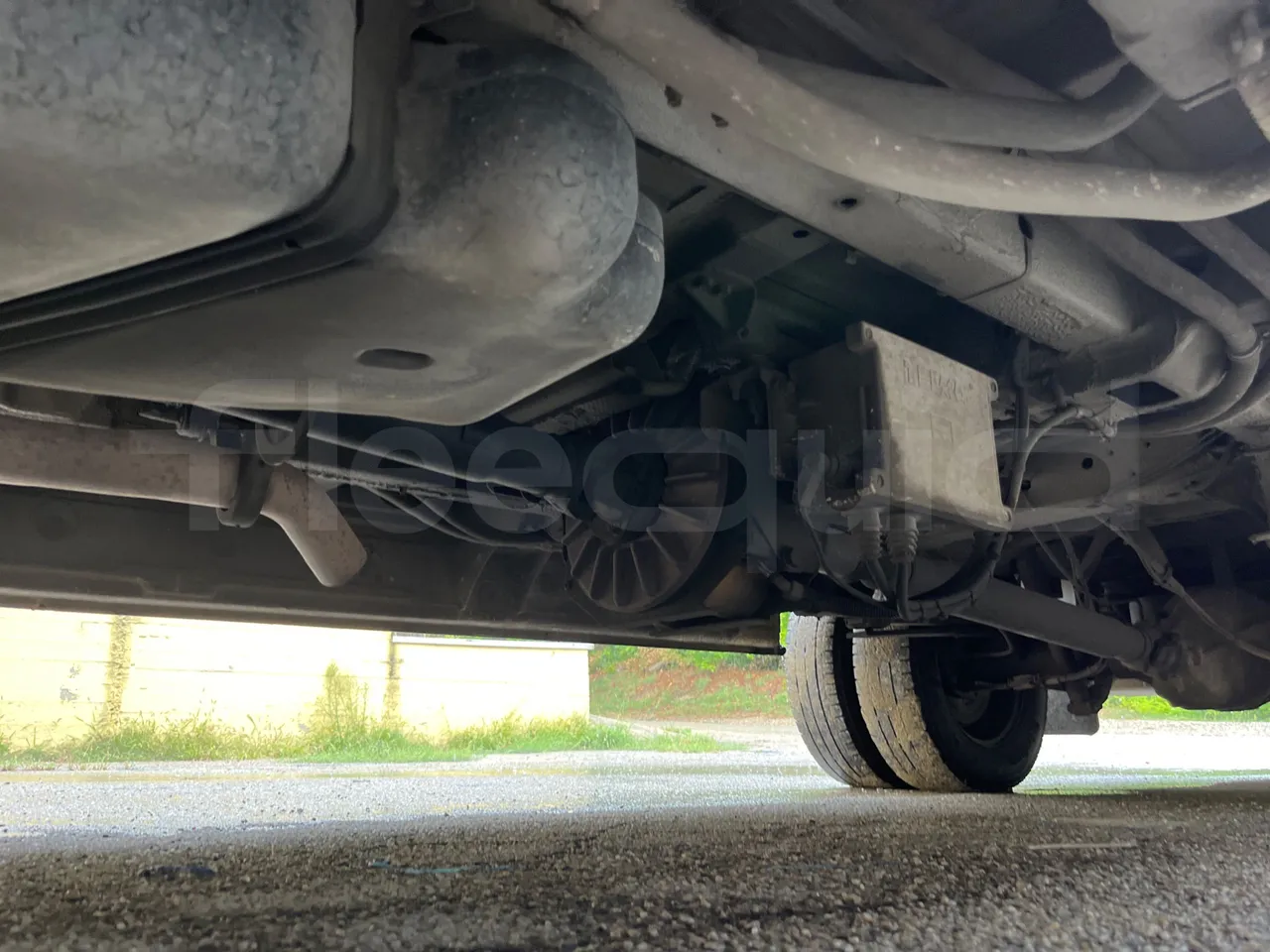 Mercedes-Benz Sprinter Bus prestige - EUR6 - 140kW - 7.765m - exhaust photo