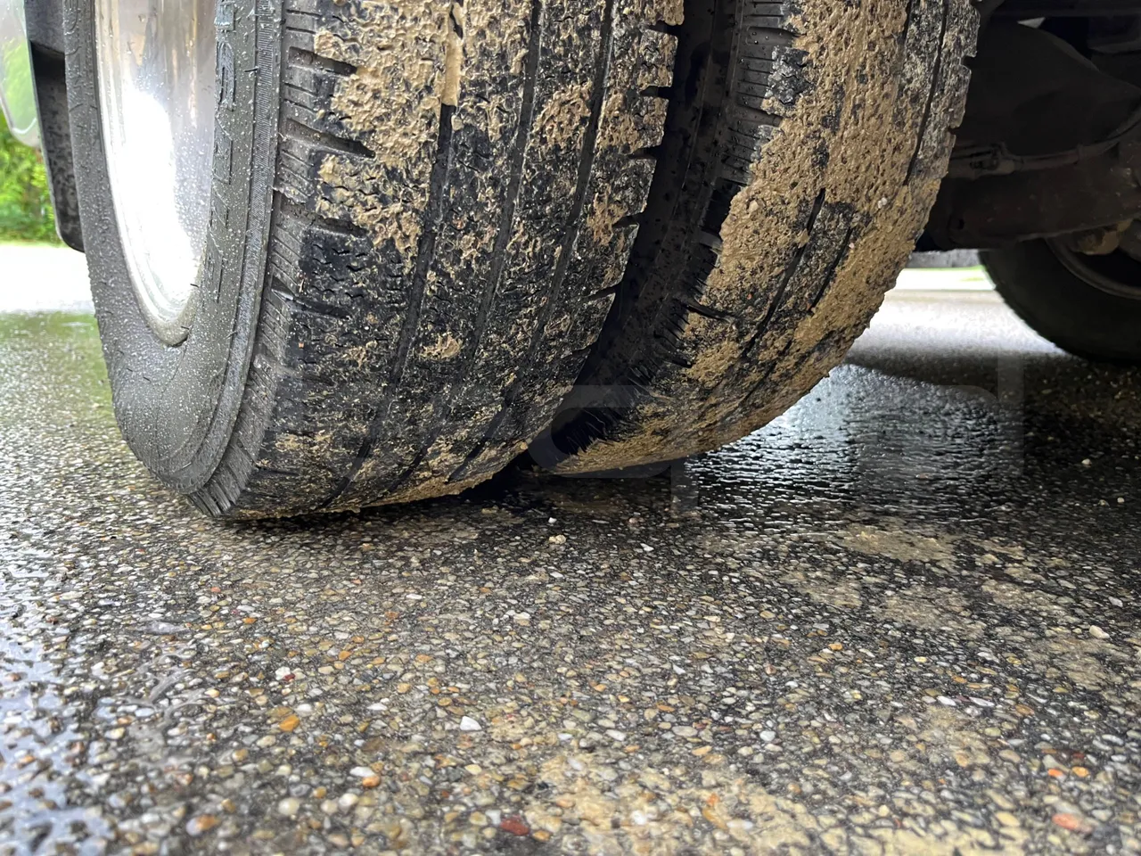 Mercedes-Benz Sprinter Bus prestige - EUR6 - 140kW - 7.765m - tread condition second axle tires left