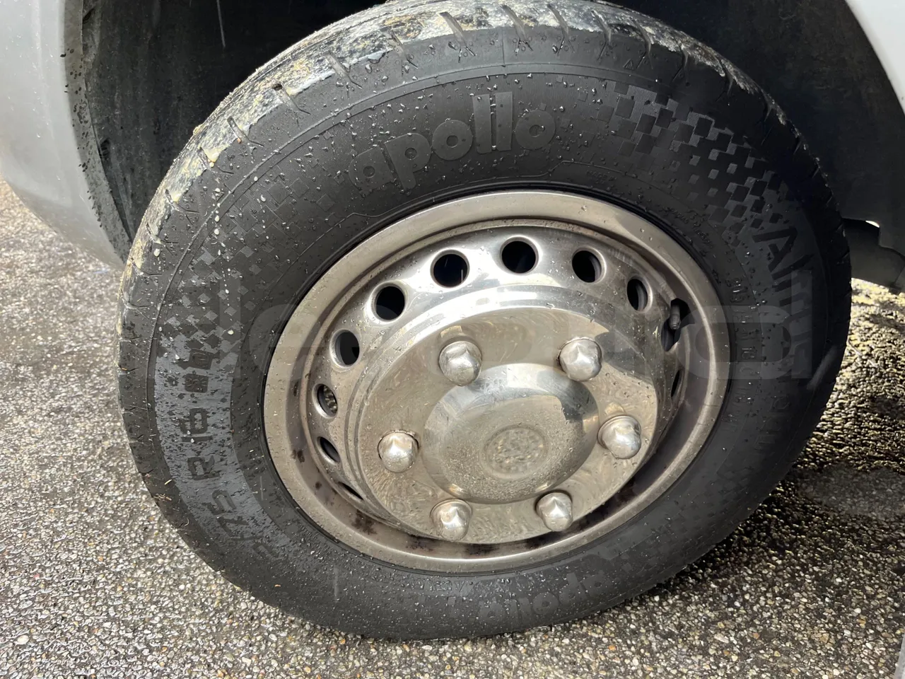 Mercedes-Benz Sprinter Bus prestige - EUR6 - 140kW - 7.765m - front left tire measurements