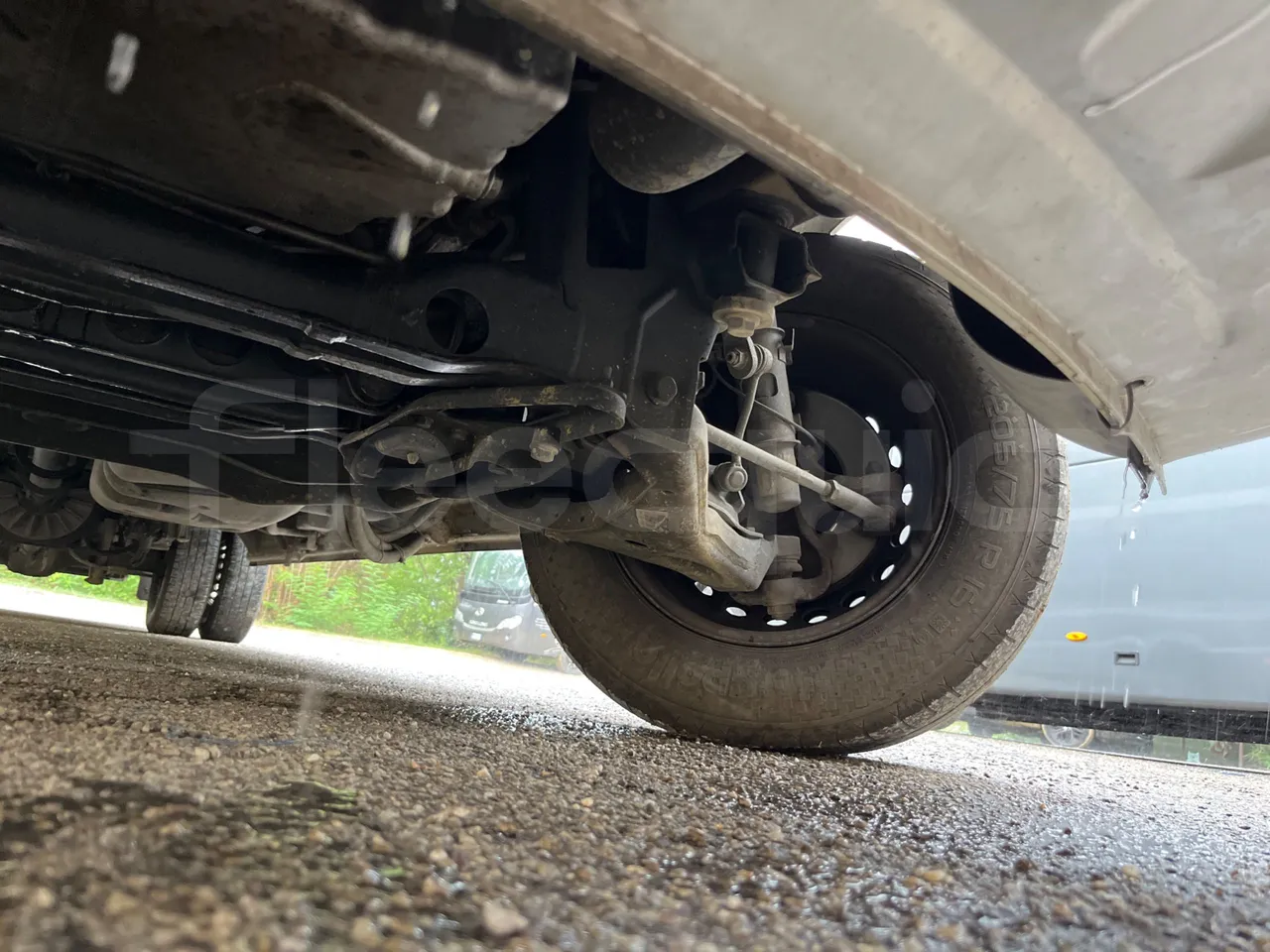 Mercedes-Benz Sprinter Bus prestige - EUR6 - 140kW - 7.765m - front axle left side