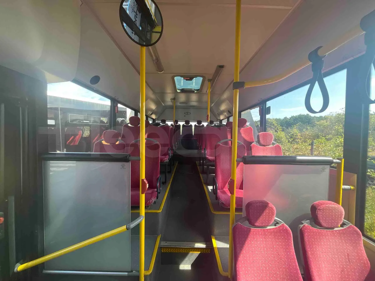 Solaris Urbino - Reverse Seats From Middle Position