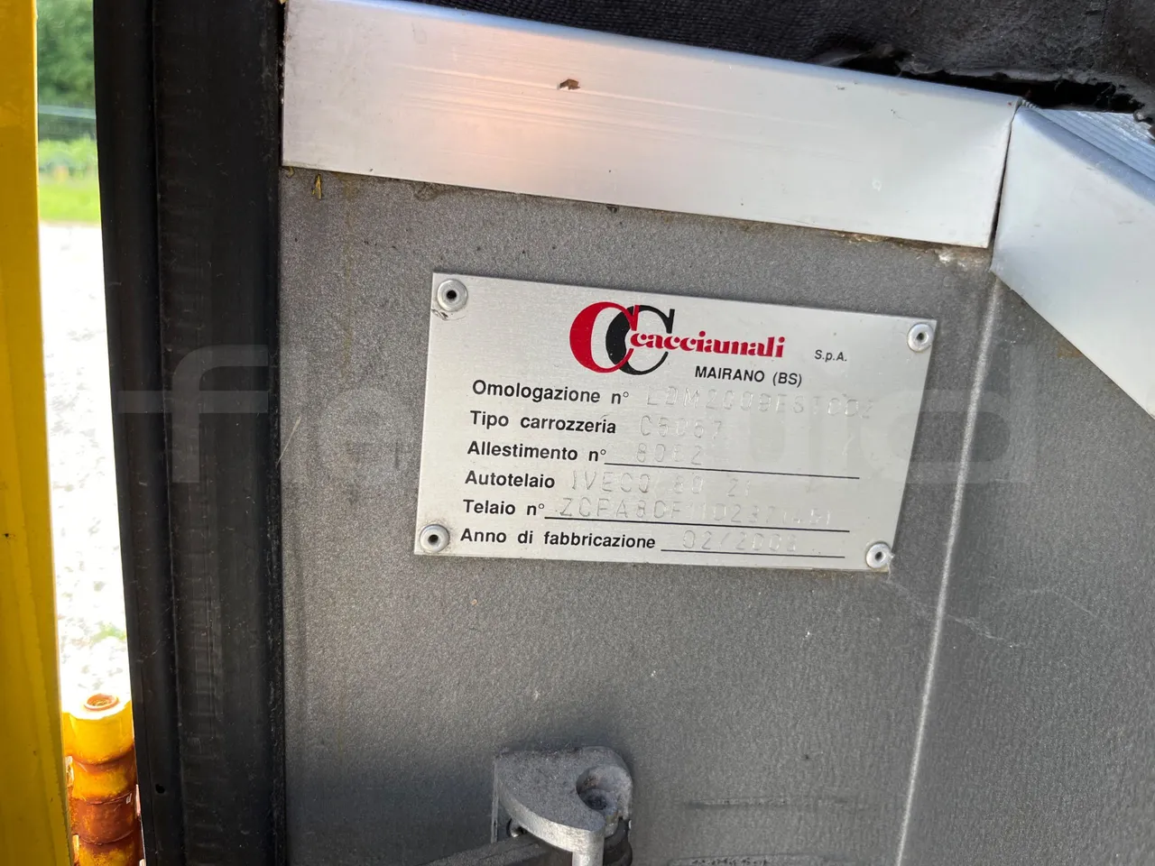 Iveco Cacciamali C5057 -EUR3 - 154kW-8.28m - vehicle plate photo