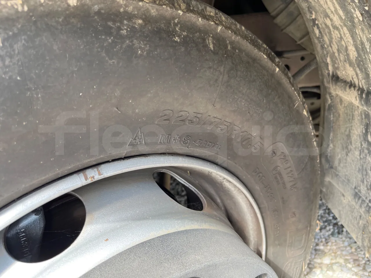Iveco Cacciamali C5057 -EUR3 - 154kW-8.28m - front left tire measurements