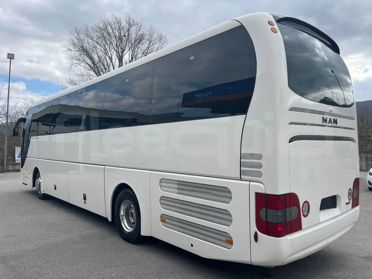 Man Lion's Coach R 07 - Euro 6 - 324 kW - 12 mt - 3/4 left rear side