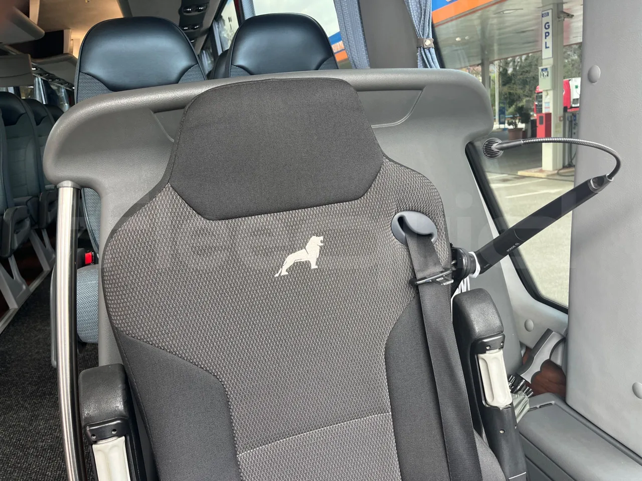 Man Lion's Coach R 07 - Euro 6 - 324 kW - 12 mt - driver microphone accessories photo