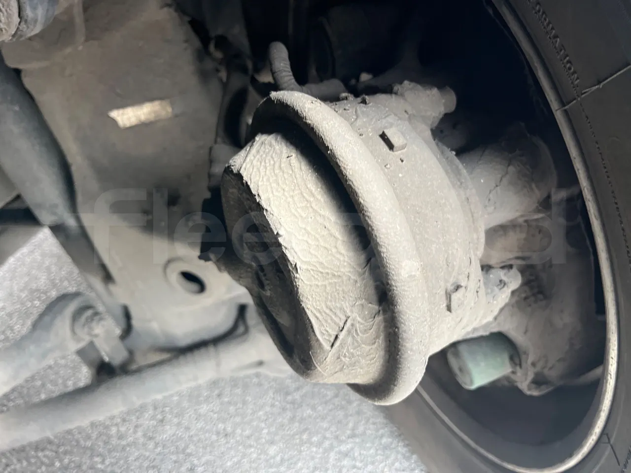 Man Lion's Coach R 07 - Euro 6 - 324 kW - 12 mt - front brake calipers left