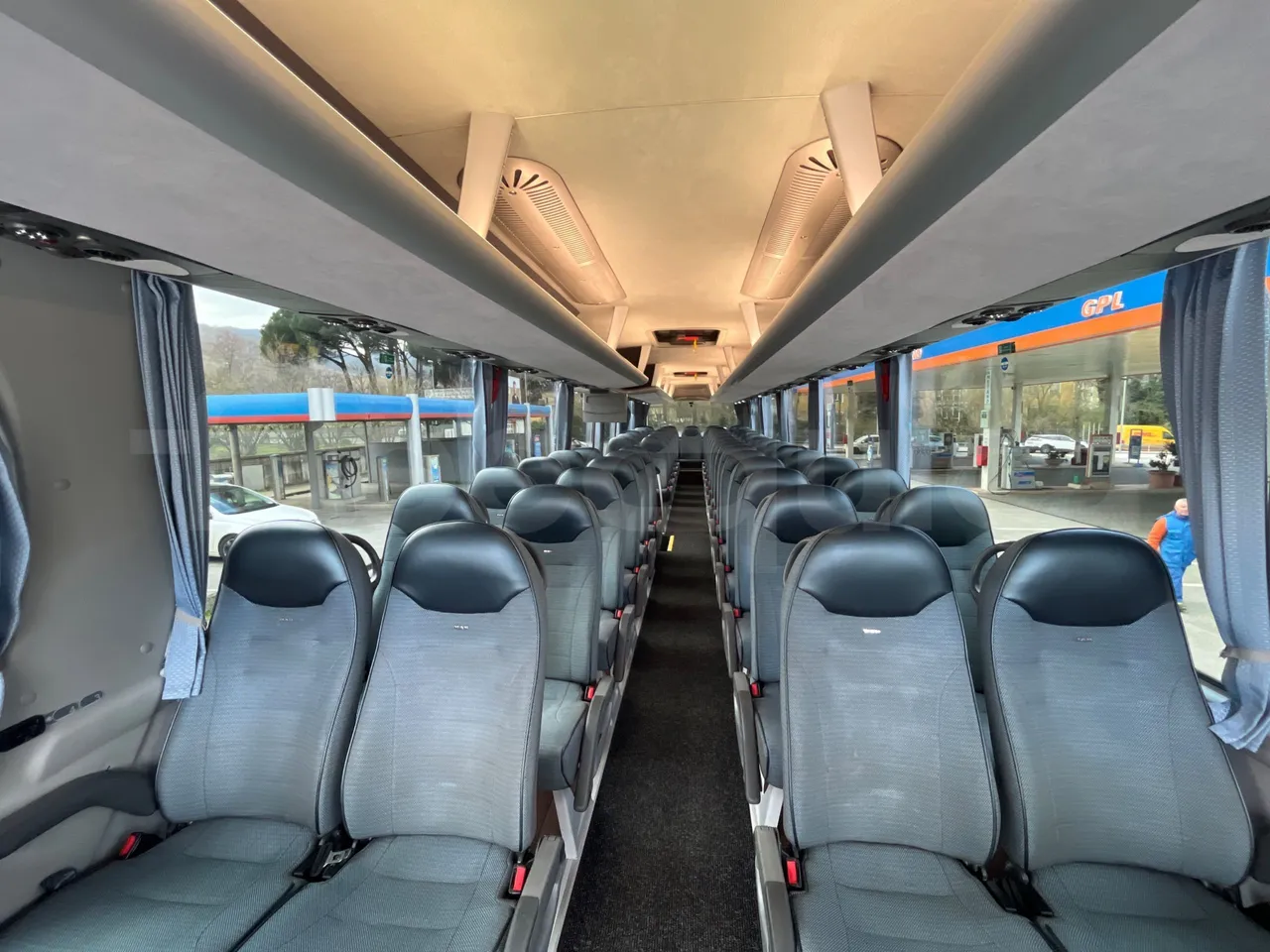 Man Lion's Coach R 07 - Euro 6 - 324 kW - 12 mt - handrails photo