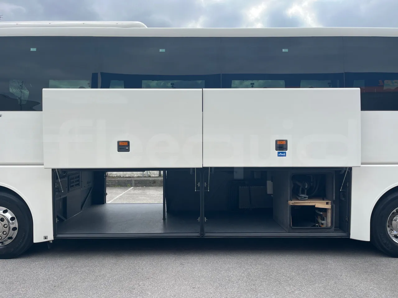 Man Lion's Coach R 07 - Euro 6 - 324 kW - 12 mt - luggage rack photo