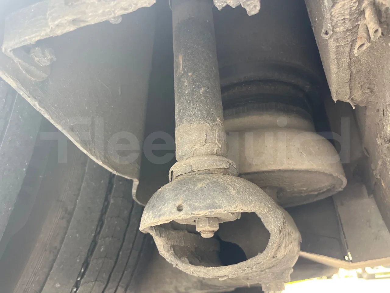 Man Lion's Coach R 07 - Euro 6 - 324 kW - 12 mt - axle 2 shock absorbers 2 left