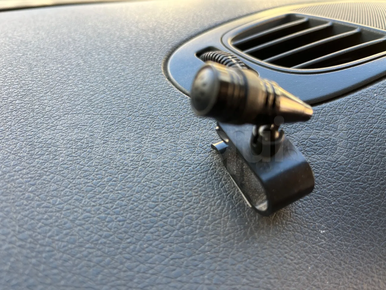 Mercedes-Benz Sprinter AGMB 416CDI/ Euro 3 - 115kW - 6.995 Mt - driver microphone accessories photo