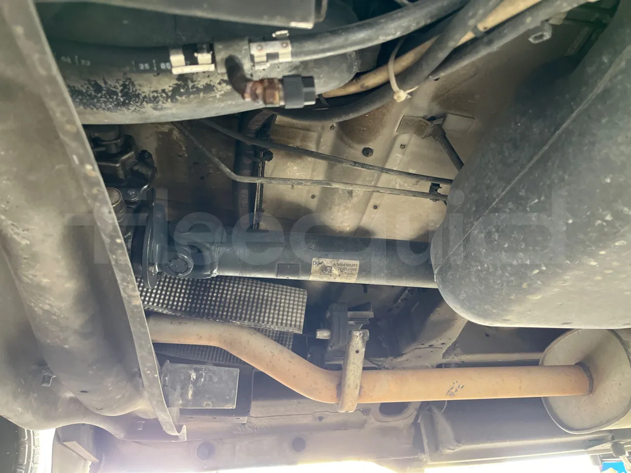 Mercedes-Benz Sprinter AGMB 416CDI/ Euro 3 - 115kW - 6.995 Mt - driveshaft photo