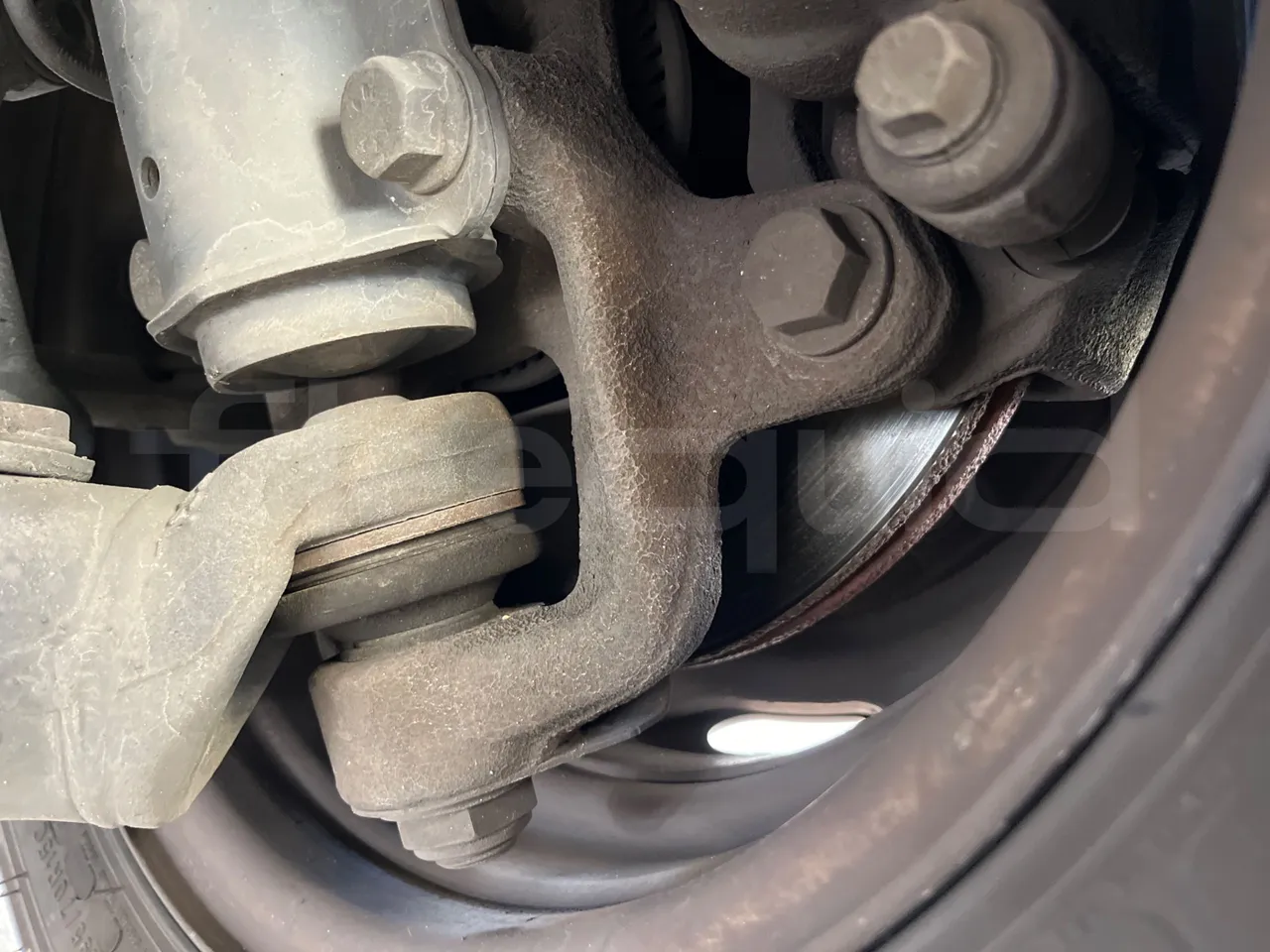 Mercedes-Benz Sprinter AGMB 416CDI/ Euro 3 - 115kW - 6.995 Mt - front discs right