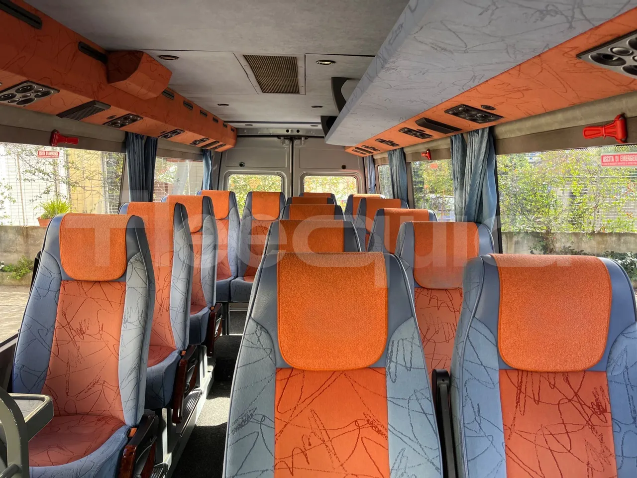 Mercedes-Benz Sprinter AGMB 416CDI/ Euro 3 - 115kW - 6.995 Mt - interior reverse seats driver height