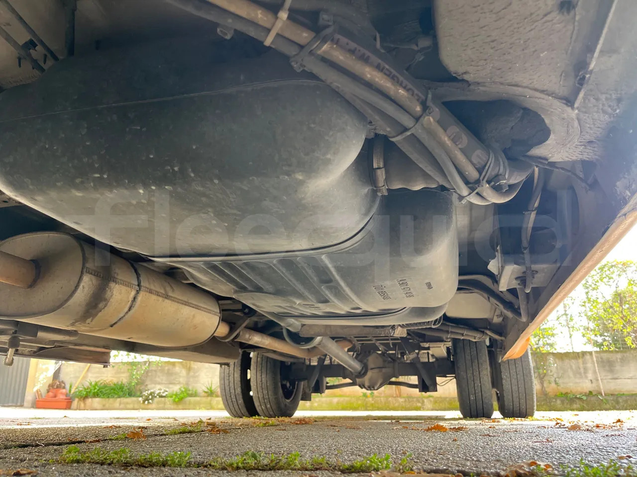 Mercedes-Benz Sprinter AGMB 416CDI/ Euro 3 - 115kW - 6.995 Mt - central undercarriage photo