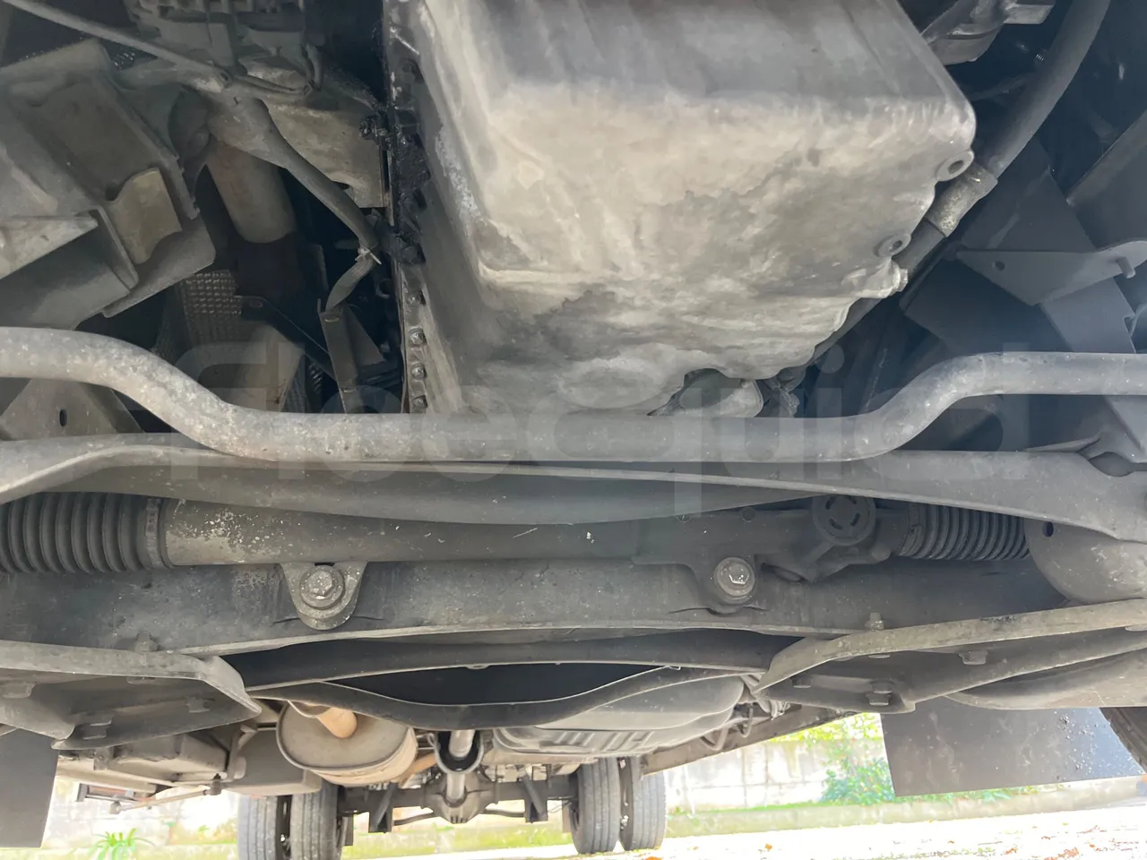 Mercedes-Benz Sprinter AGMB 416CDI/ Euro 3 - 115kW - 6.995 Mt - front undercarriage from front