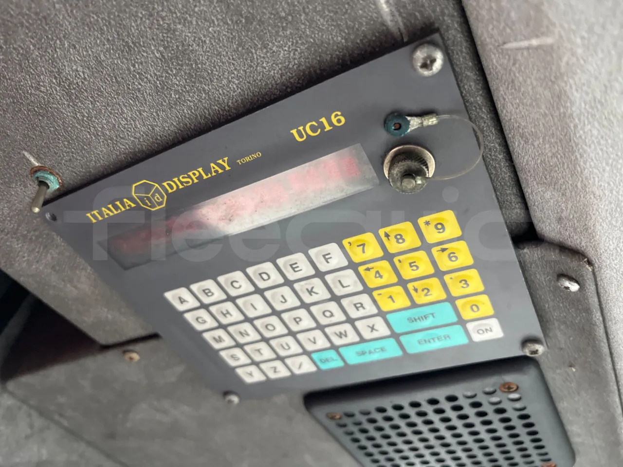 Iveco Orlandi Poker 315E -  EUR1 - 130kW - 7.580m - command unit indicators