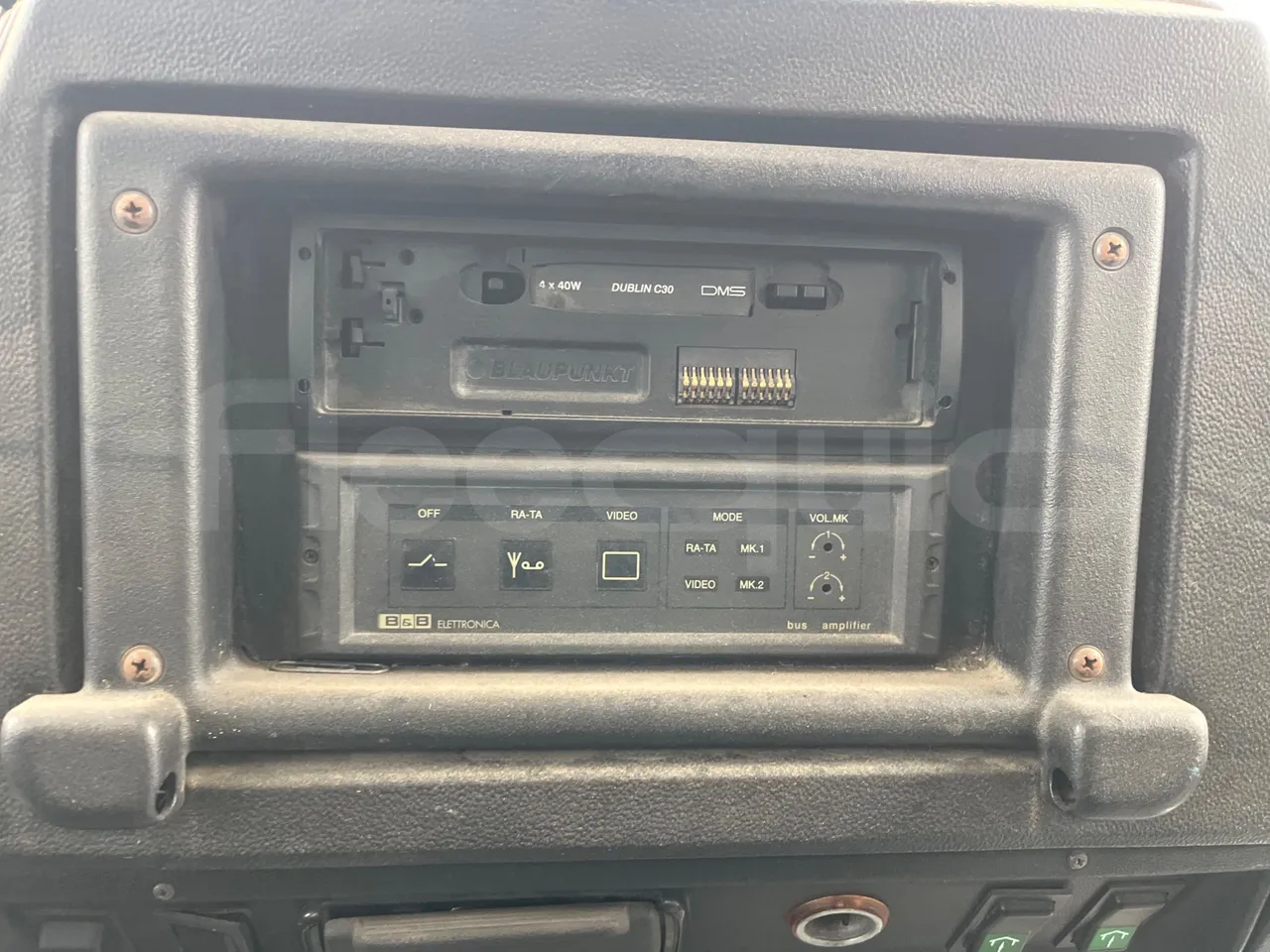 Iveco Orlandi Poker 315E -  EUR1 - 130kW - 7.580m - radio accessories photo