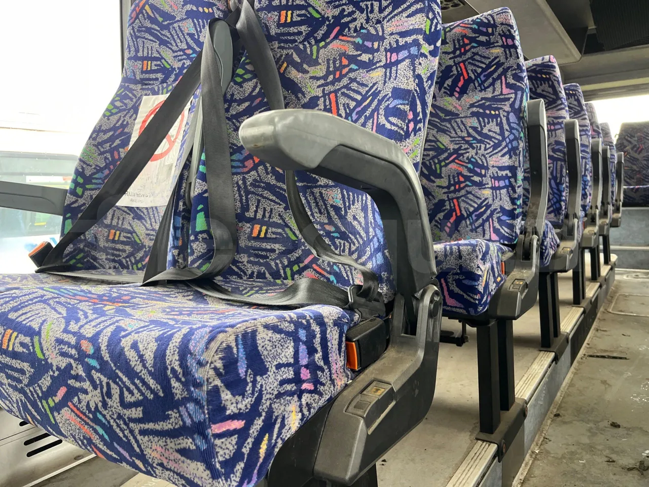 Iveco Orlandi Poker 315E -  EUR1 - 130kW - 7.580m - armrest detail photo